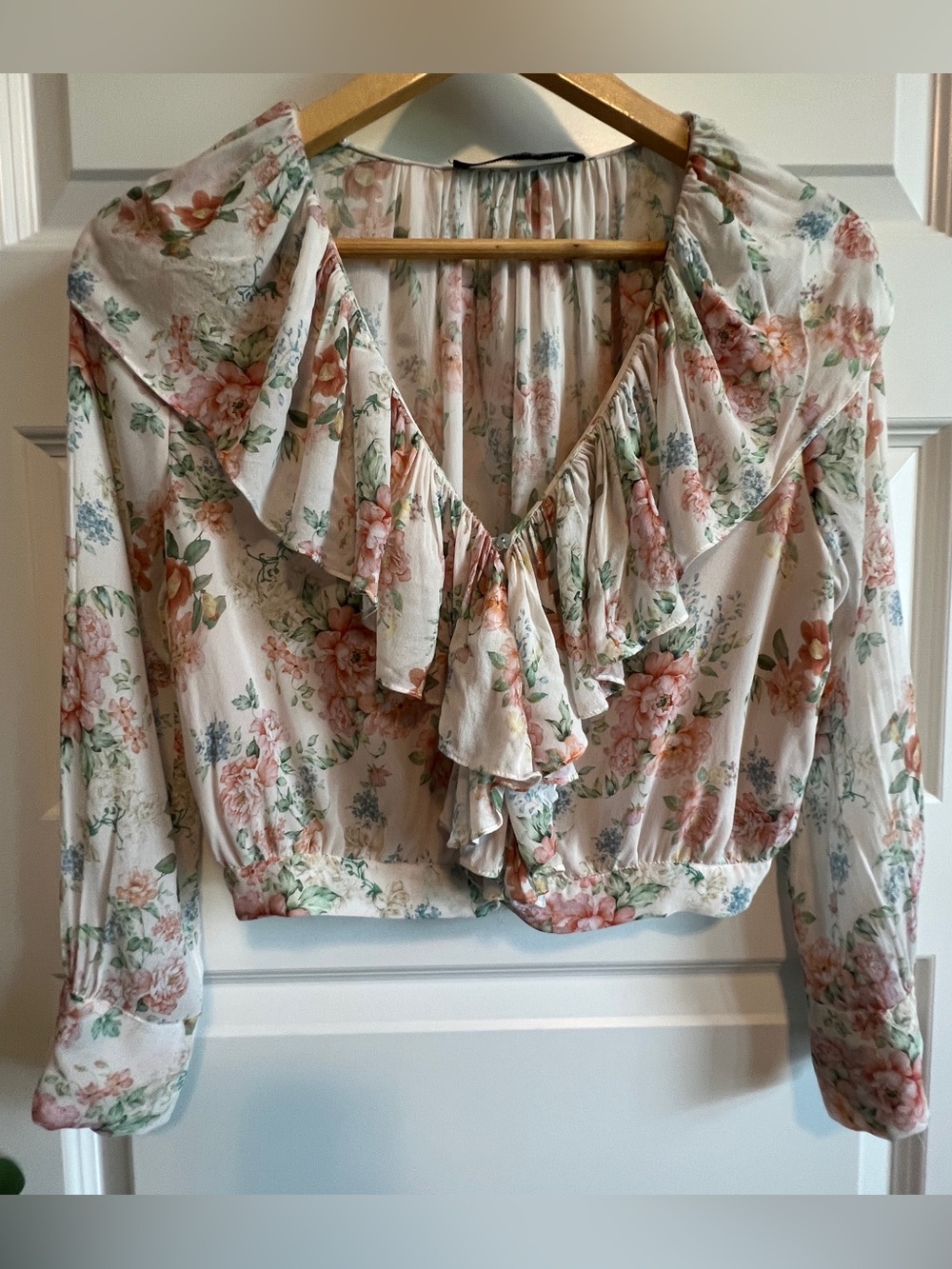 ZARA Chiffon Floral Top Small 👉See Note